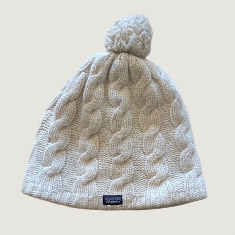 Patagonia Women's Coastal Cable Knit Pom Pom Beanie Birch White One Size